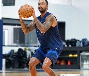 开练&amp;期待新赛季！独行侠官方晒新援拉塞尔多张训练照