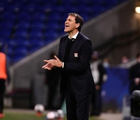 开云体育官网-名宿评利雅得胜利主帅：他根本不懂如何领导球队