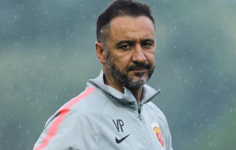 开云APP-前中超教头上专访“拉票” 埃弗顿换帅又是一地鸡毛