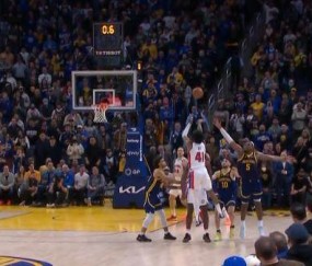 开云官网-勇士输了他没输！汤普森高负荷运转驱动无库勇士